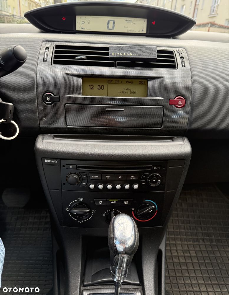 Citroën C4 2.0 HDi FAP Exclusive - 13