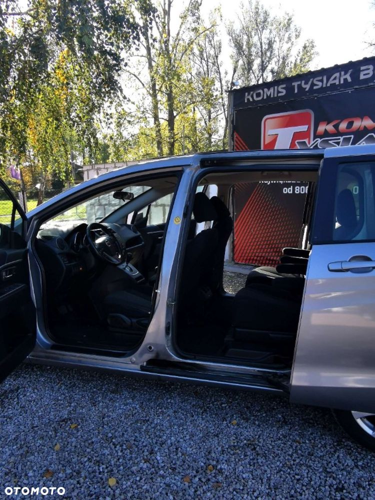 Mazda 5 - 6