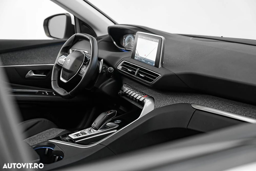 Peugeot 3008 PureTech 130 Stop & Start EAT6 Allure - 19