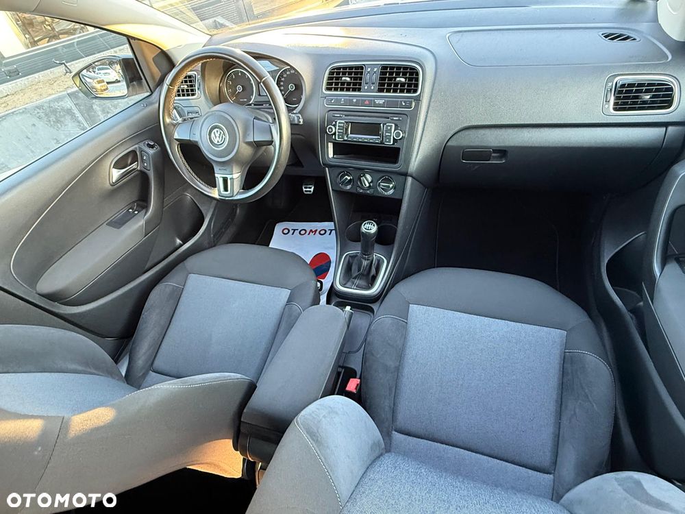 Volkswagen Polo 1.4 Style - 23