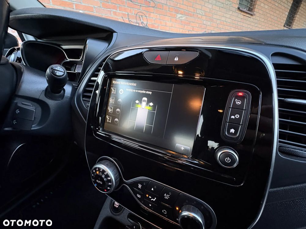 Renault Captur - 19