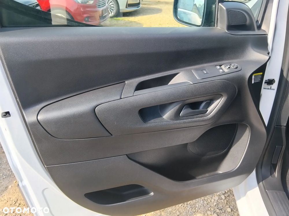 Toyota PROACE CITY - 9