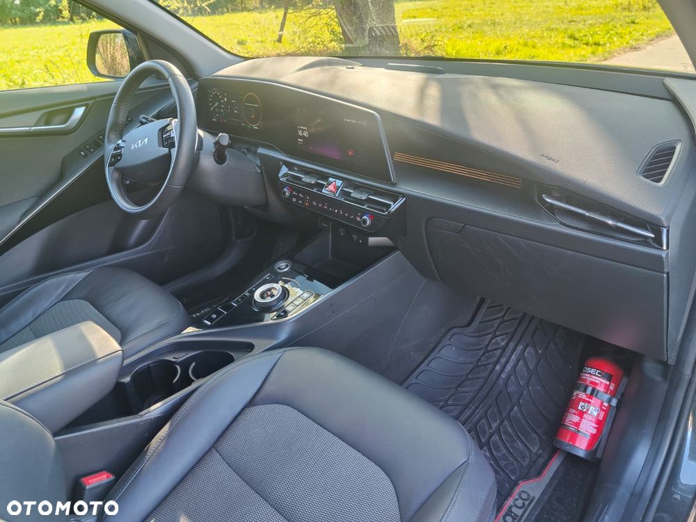 Kia Niro 1.6 GDI Plug-in Hybrid L Business Line - 25