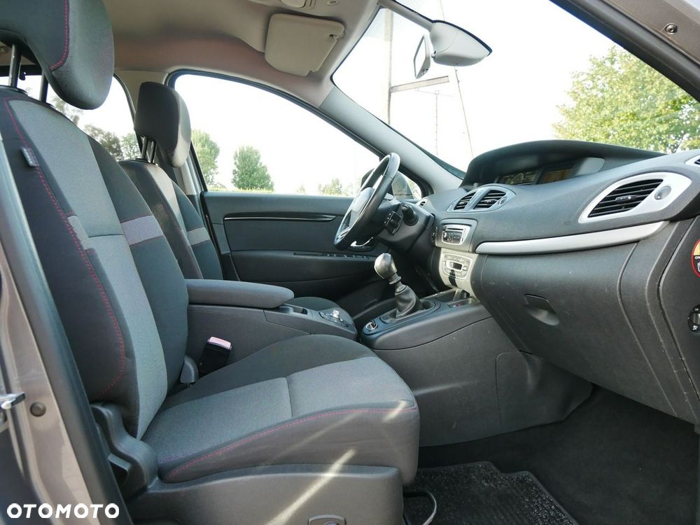 Renault Scenic ENERGY TCe 115 S&S Paris - 19