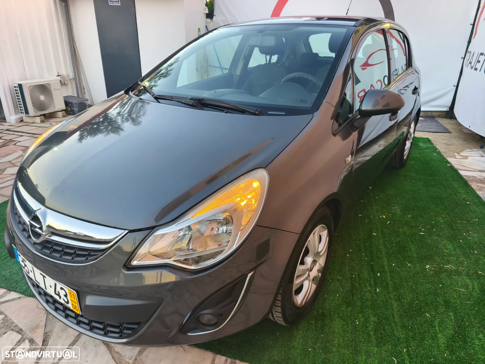 Opel Corsa 1.2 Enjoy - 27