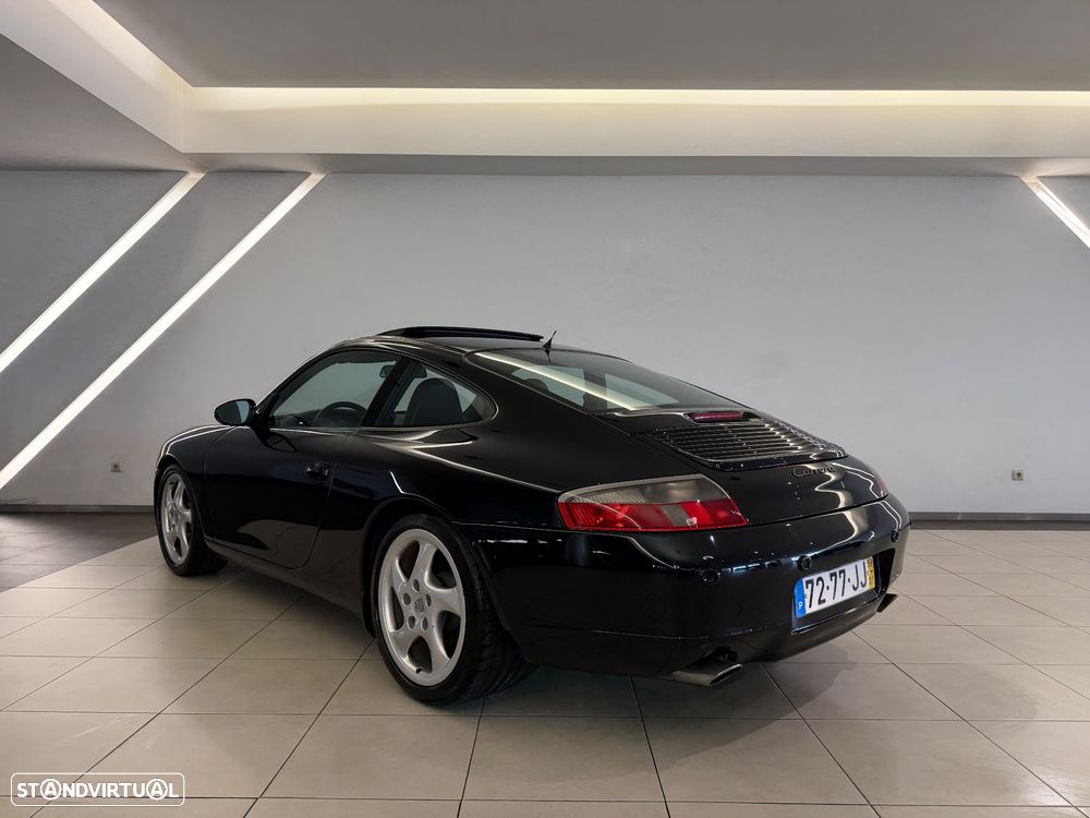 Porsche 911 (996) Carrera Coupé - 2