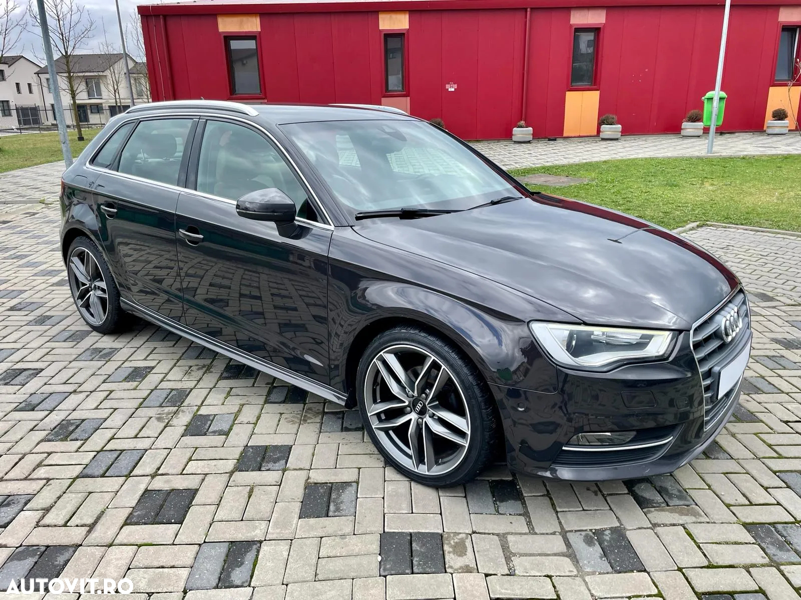 Audi A3 1.6 TDI Sportback (clean diesel) S line Sportpaket - 3