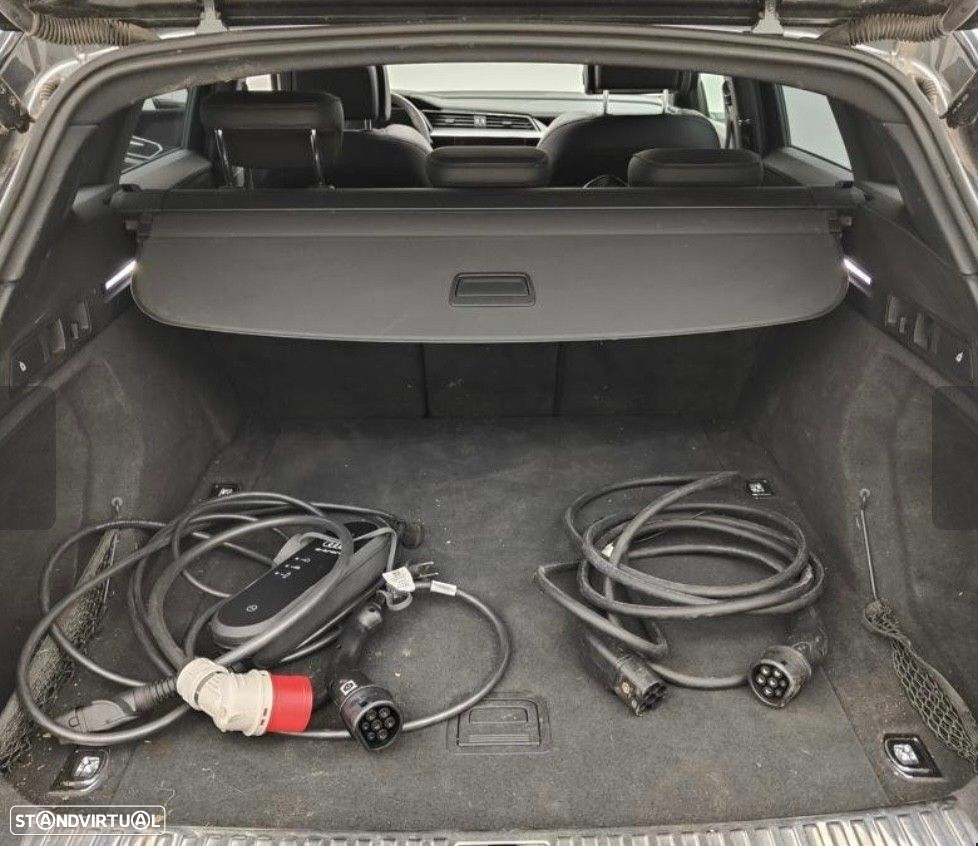 Audi e-tron 55 quattro S line - 5