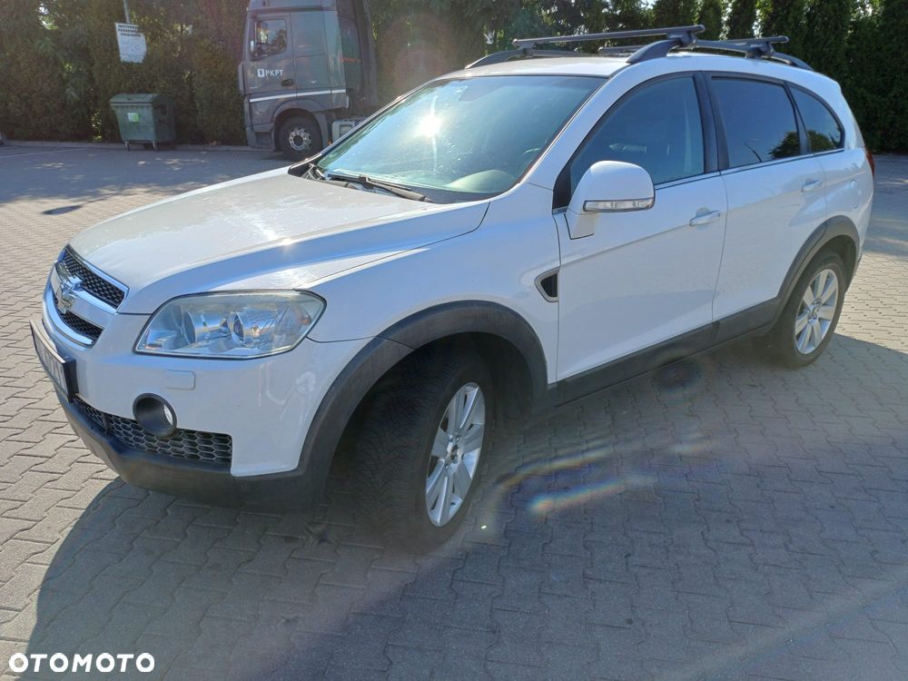 Chevrolet Captiva 2.0 d LT high 5os - 15
