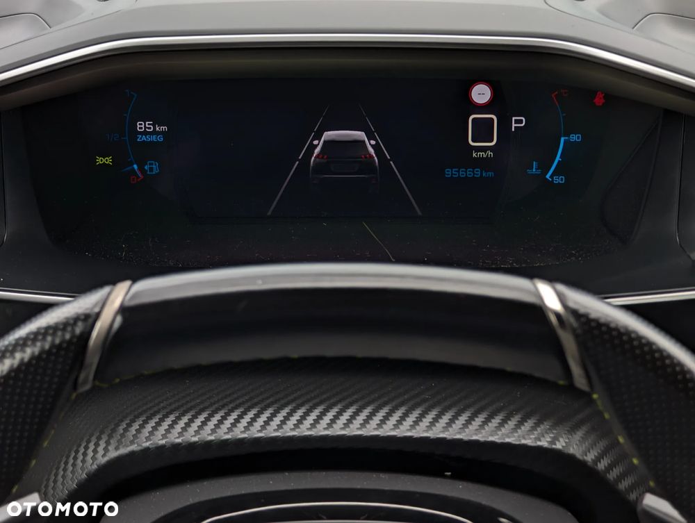 Peugeot 2008 PureTech 130 EAT8 GT - 27