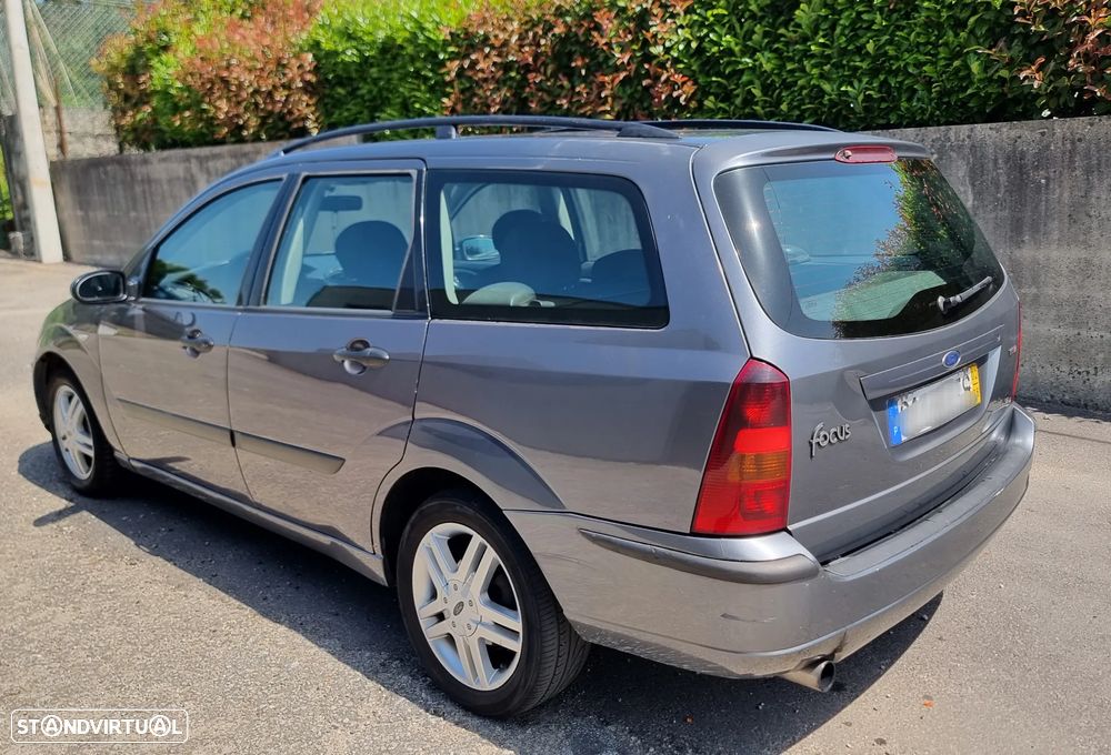 Ford Focus 1.8 TDCi Ghia - 4