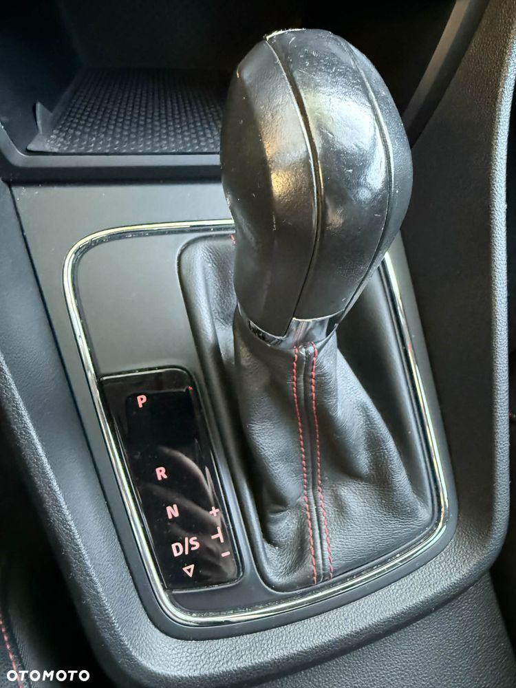 Seat Leon 2.0 TDI FR S&S DSG - 13