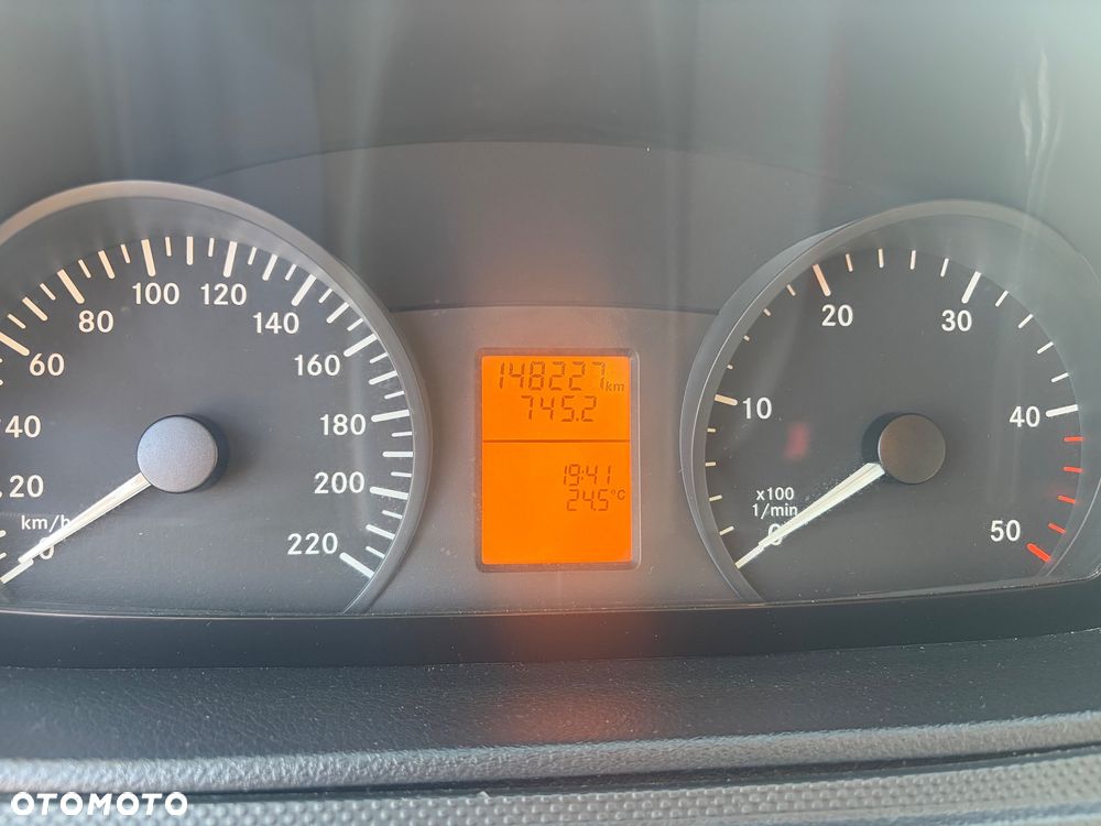 Mercedes-Benz Vito - 5
