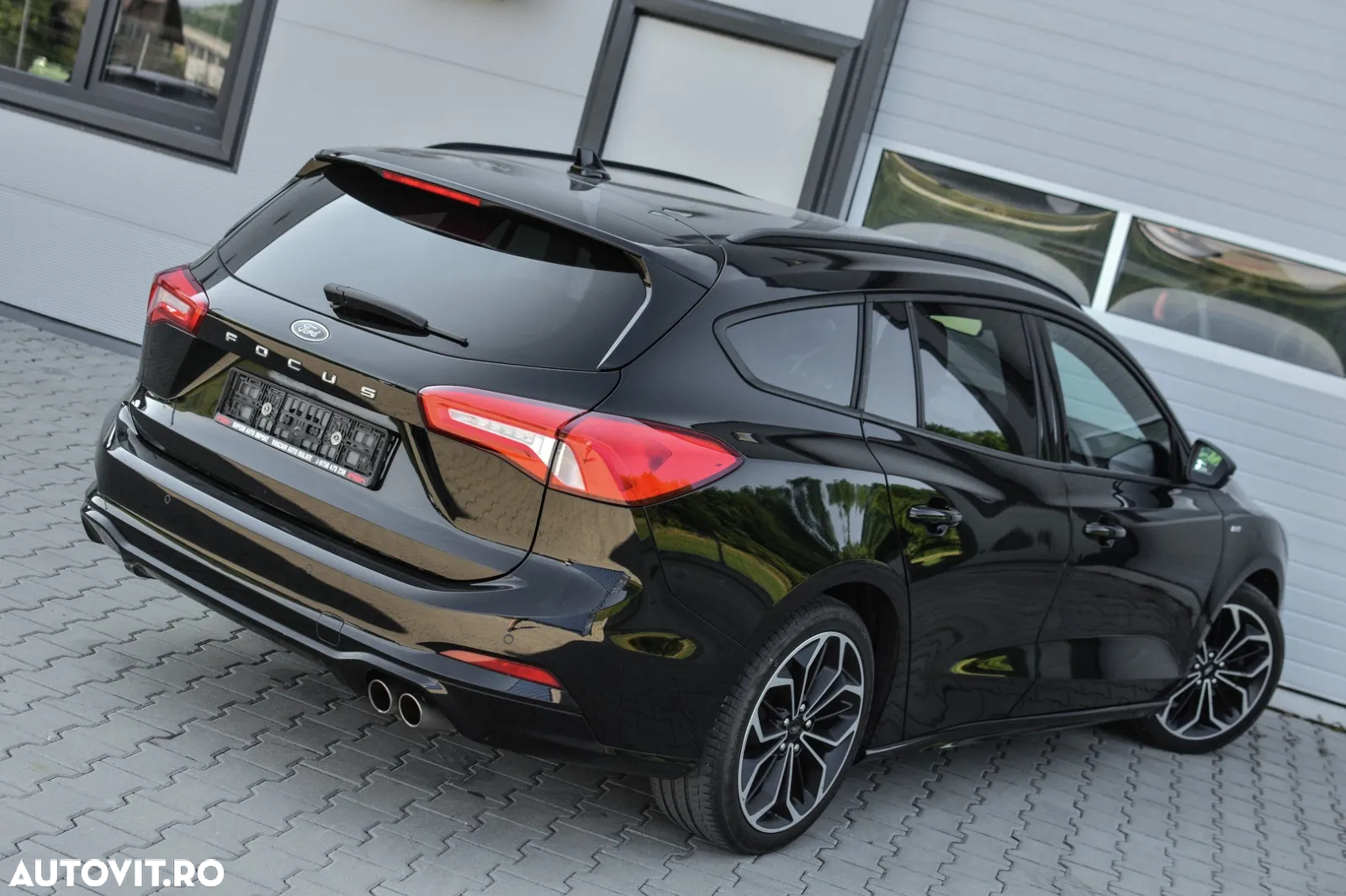 Ford Focus - 9