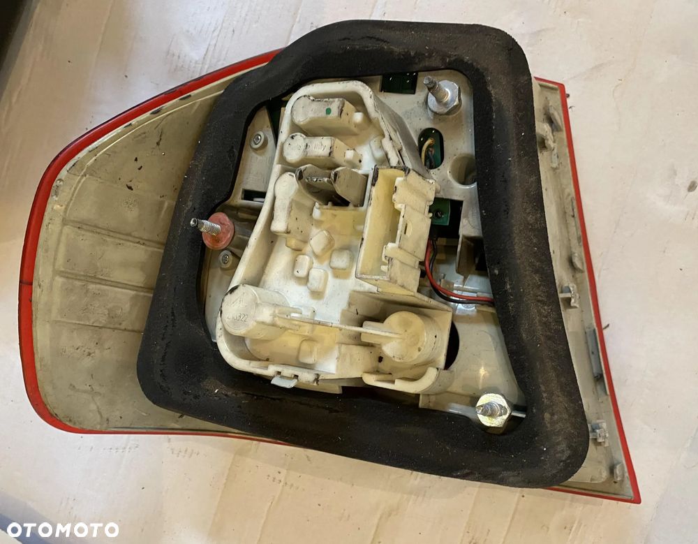 Lampa tył BMW E90 lift prawa lewa OE - 6