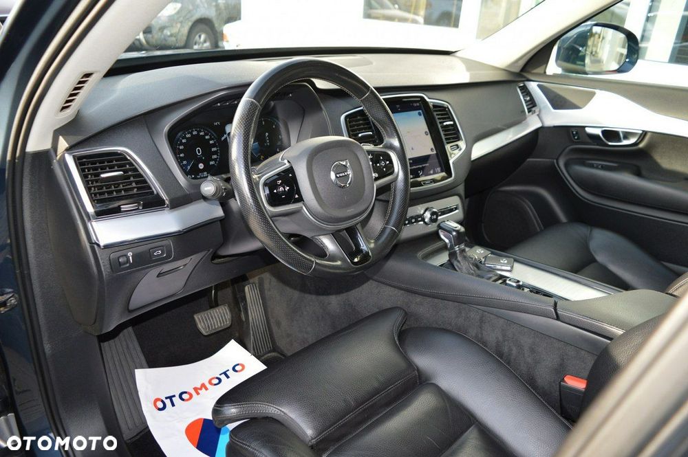 Volvo XC 90 D5 AWD Momentum - 17
