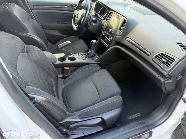 Renault Megane 1.5 dCi Zen - 16