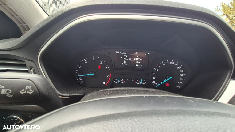 Ford Focus - 7