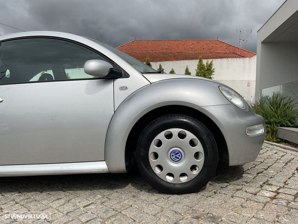 VW New Beetle 1.6 - 15