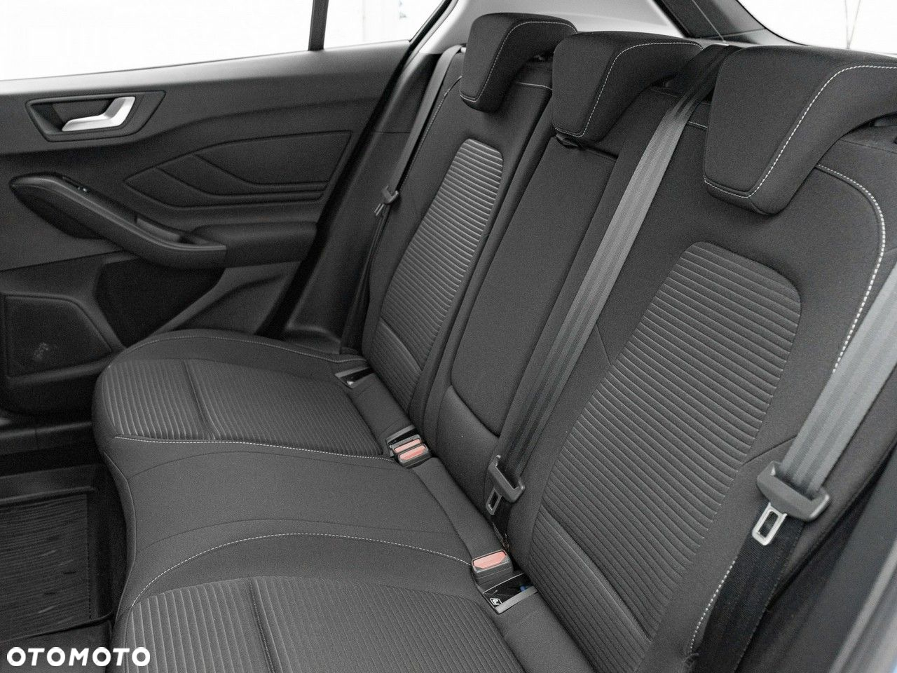 Ford Focus 1.0 EcoBoost Titanium - 29