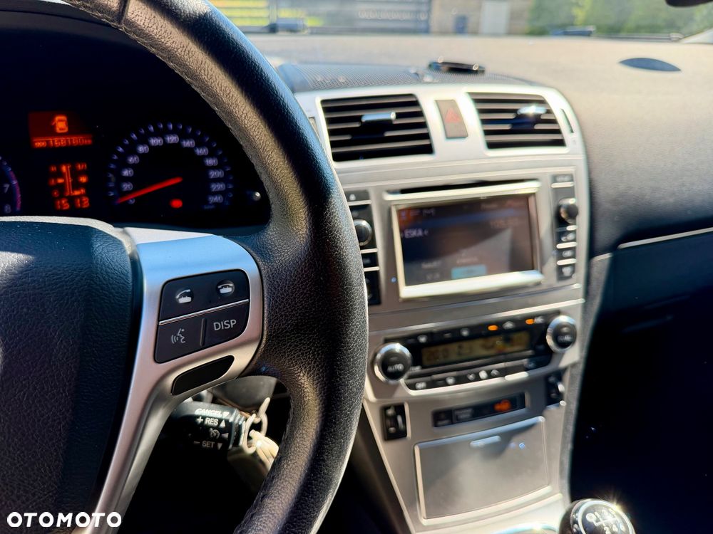 Toyota Avensis 1.8 Sol EU5 - 24