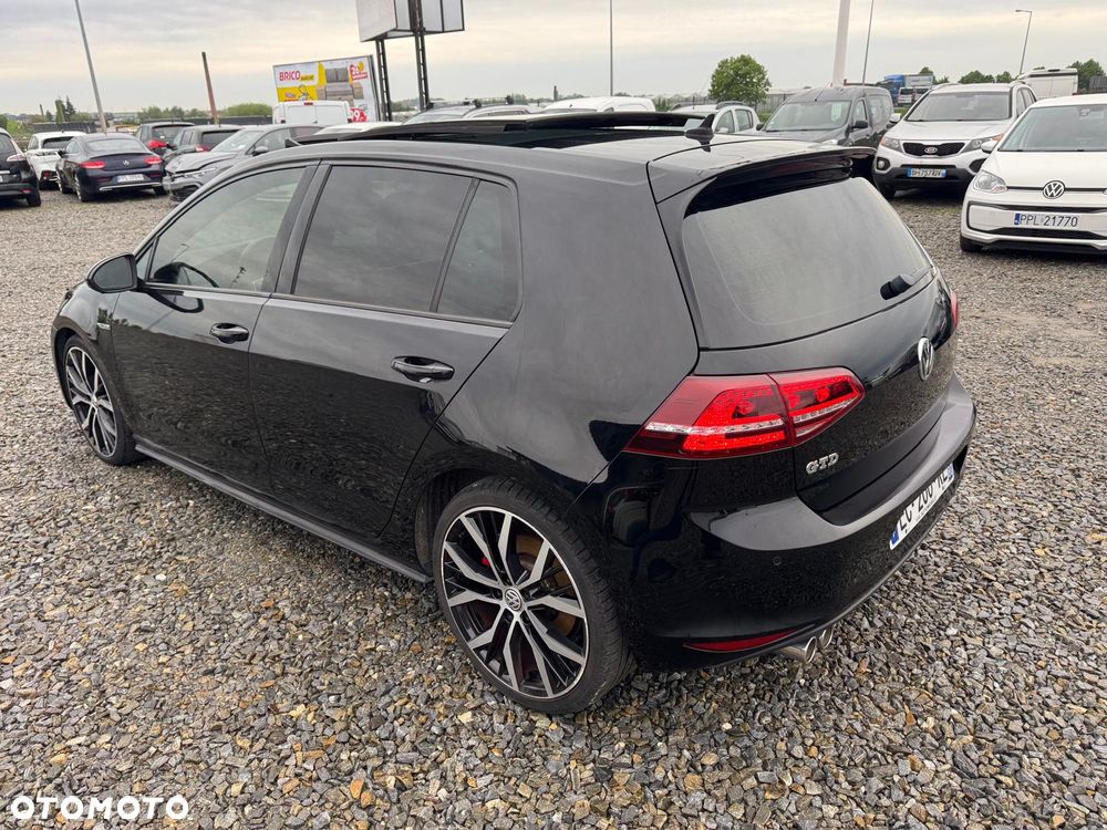 Volkswagen Golf GTD 2.0 TDI SCR DSG - 5
