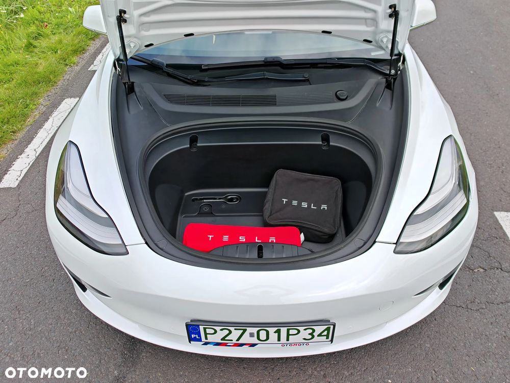 Tesla Model 3 - 13