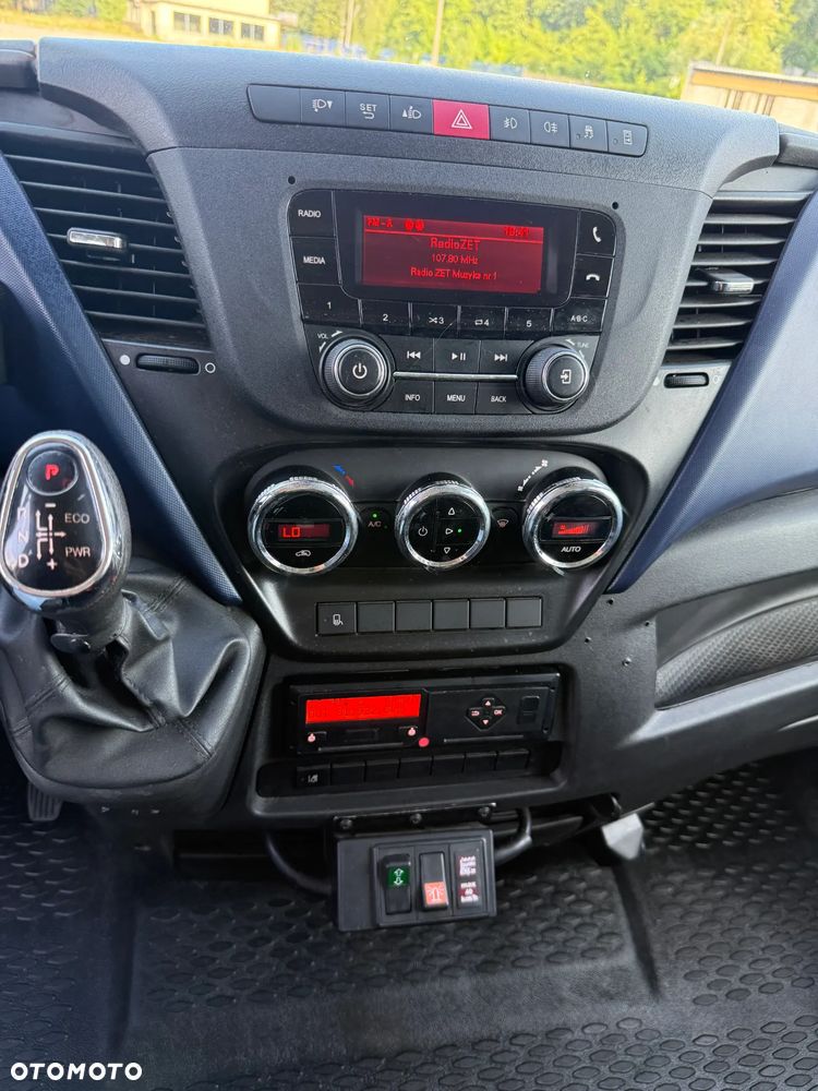 Iveco 50C18 - 12