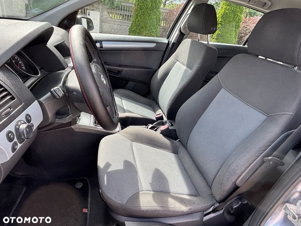 Opel Astra 1.4 Elegance - 22