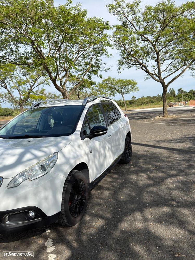 Peugeot 2008 1.2 PureTech Allure - 7