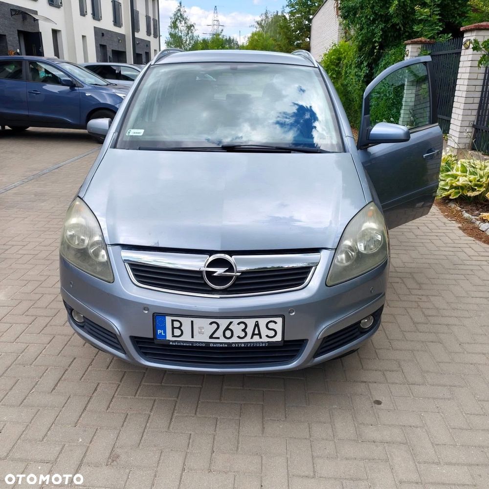 Opel Zafira 1.6 Enjoy - 1