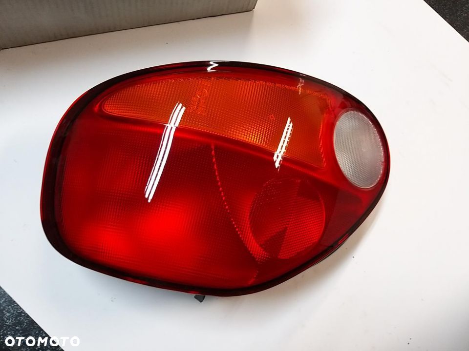 LAMPA TYLNA ZESP. Daewoo MATIZ Prawa 98-08 - 1