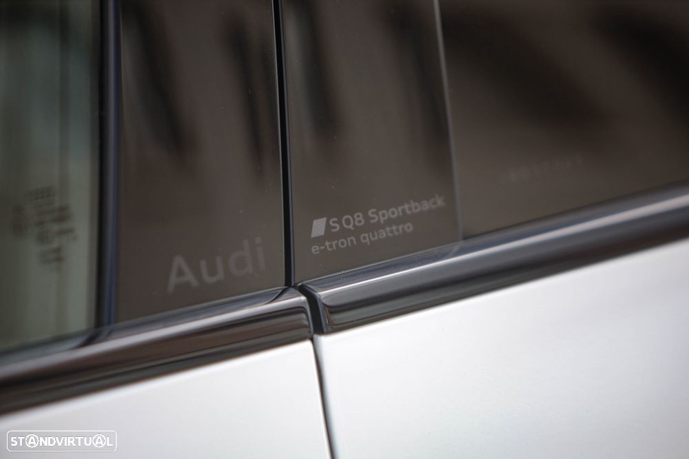 Audi SQ8 Sportback e-tron quattro - 19