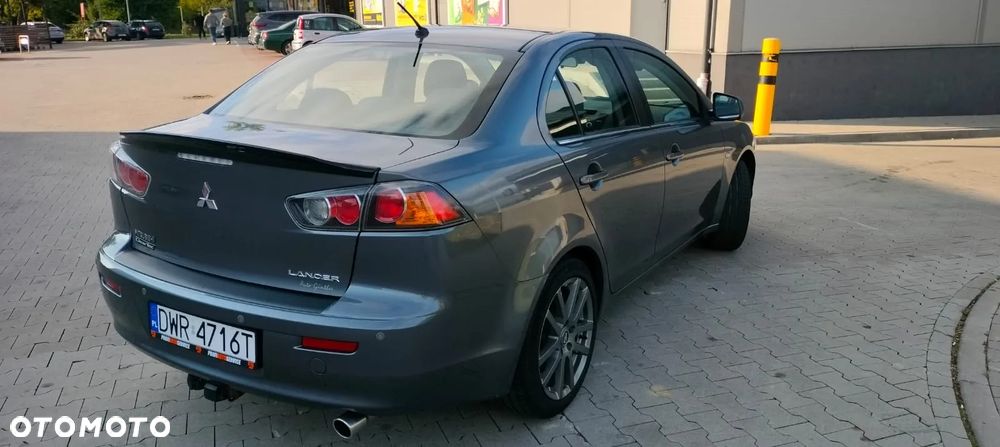 Mitsubishi Lancer - 4