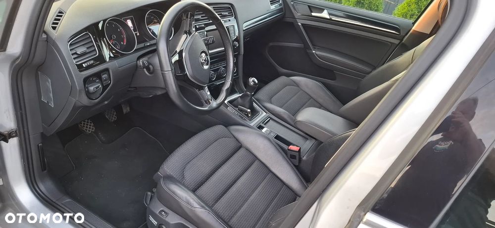 Volkswagen Golf 1.2 TSI Highline - 3