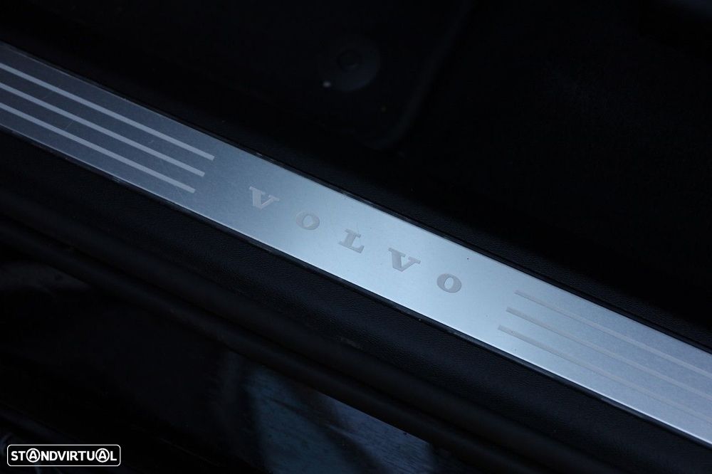 Volvo XC 90 2.0 T8 PHEV Plus Dark AWD - 11