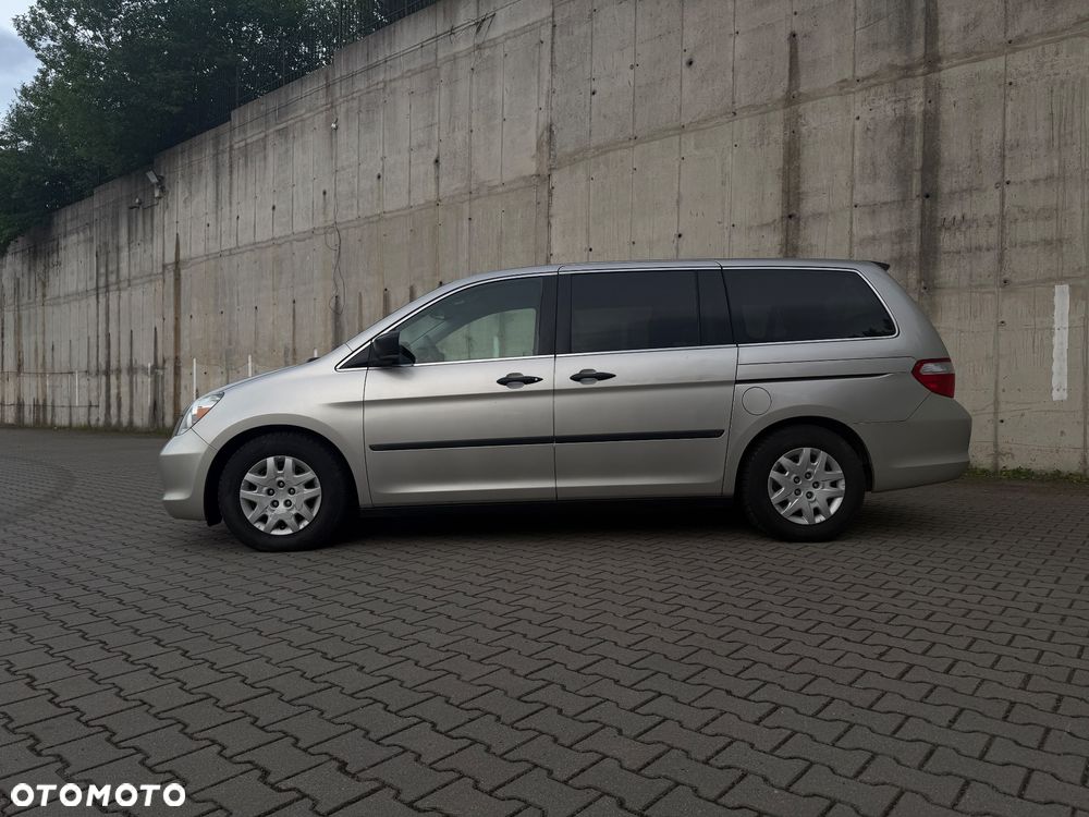 Honda Odyssey 3.5 LX - 7