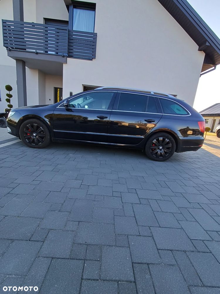Skoda Superb 2.0 TDI 4x4 DSG Ambition - 9