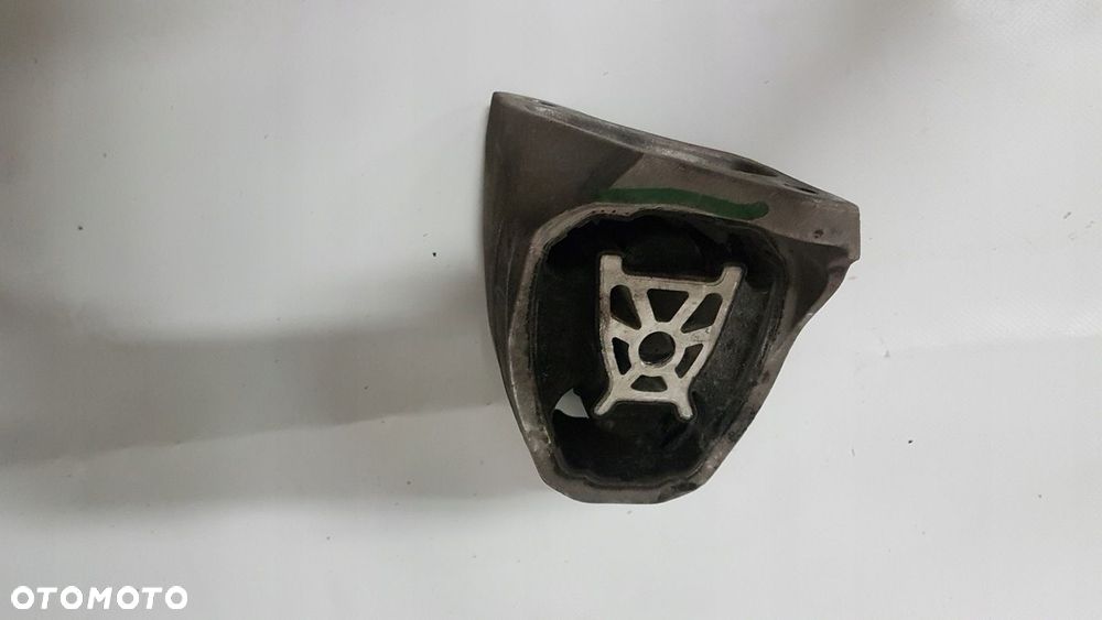 PODUSZKA SILNIKA VOLVO V90 S90 2.0D 17-19 - 2