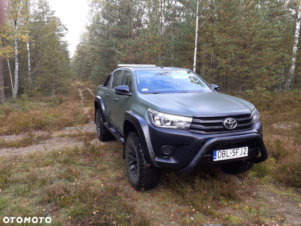 Toyota Hilux 2.4 D-4D Extra Cab DLX 4x4 - 2