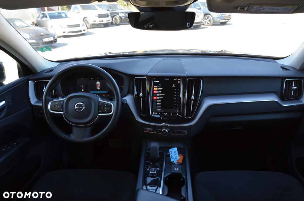 Volvo XC 60 T6 Plug-In Hybrid AWD Inscription - 19