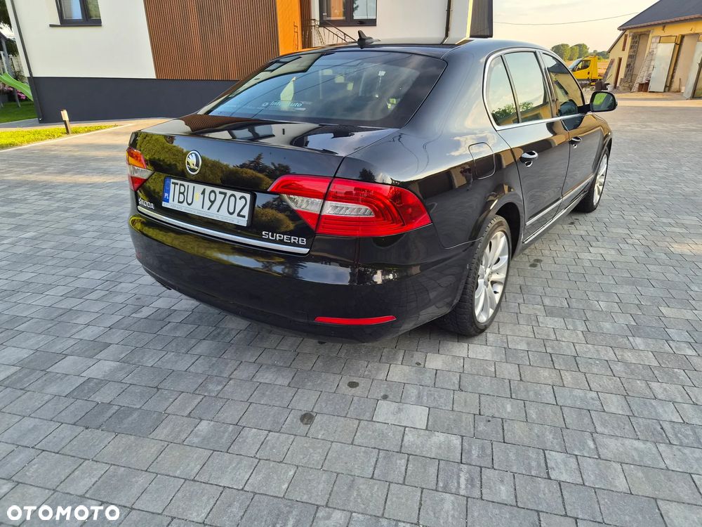 Skoda Superb 2.0 TDI Platinum DSG - 4