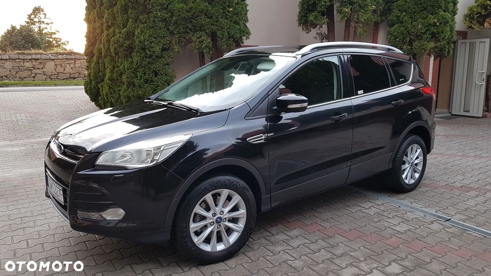 Ford Kuga 2.0 TDCi FWD Titanium Plus - 33