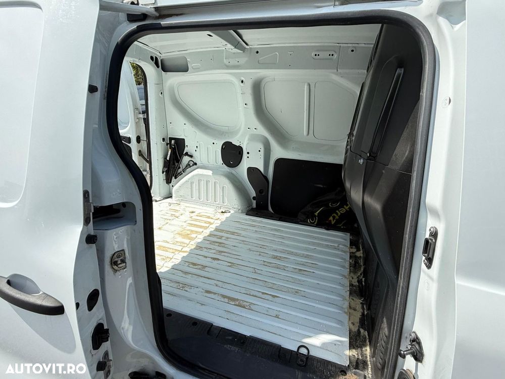 Renault Express - 16