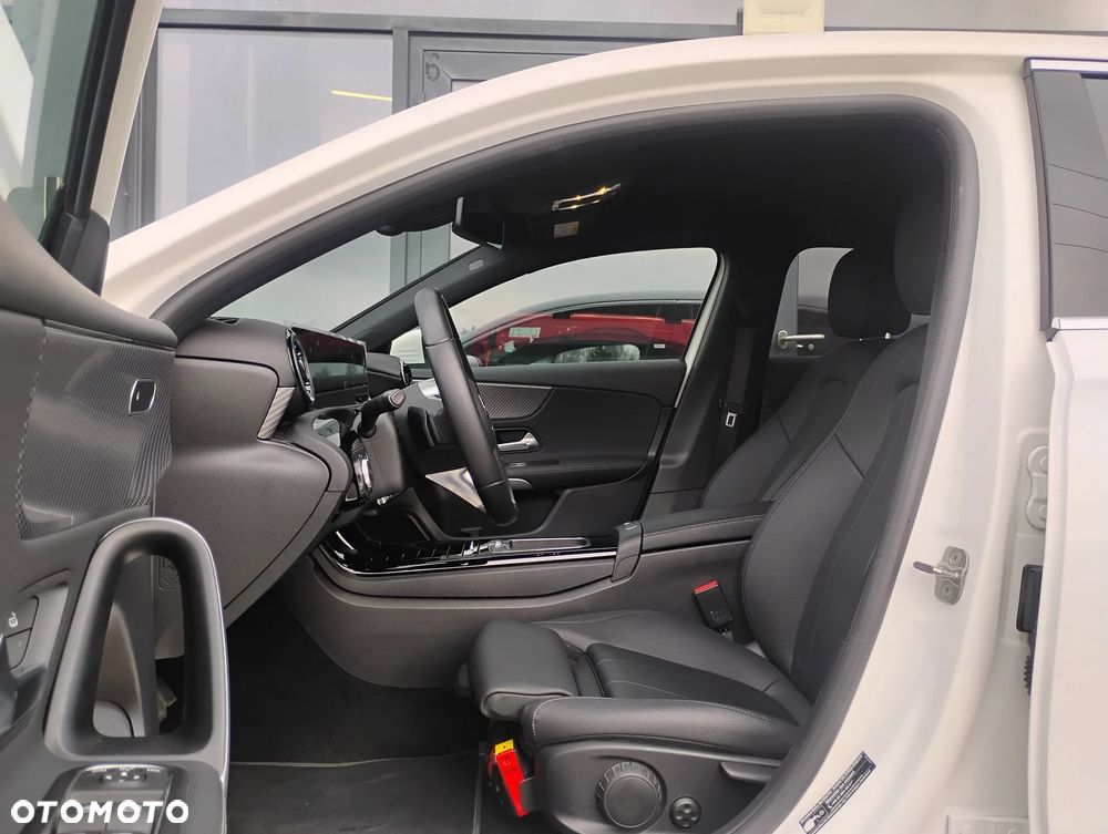 Mercedes-Benz Klasa A 200 Progressive 7G-DCT - 10