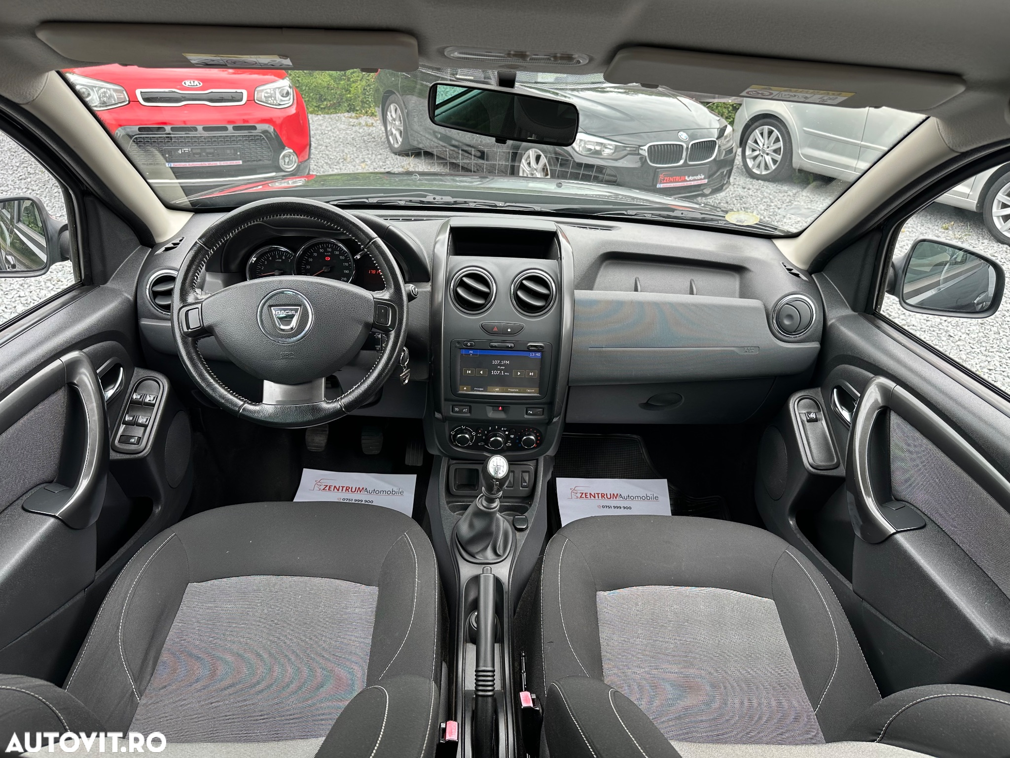 Dacia Duster dCi 110 FAP 4x2 Prestige - 8