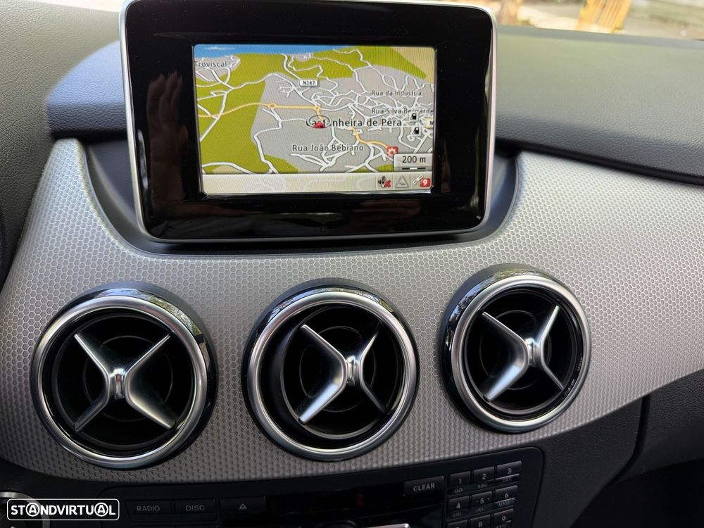 Mercedes-Benz B 200 CDI BlueEFFICIENCY - 16