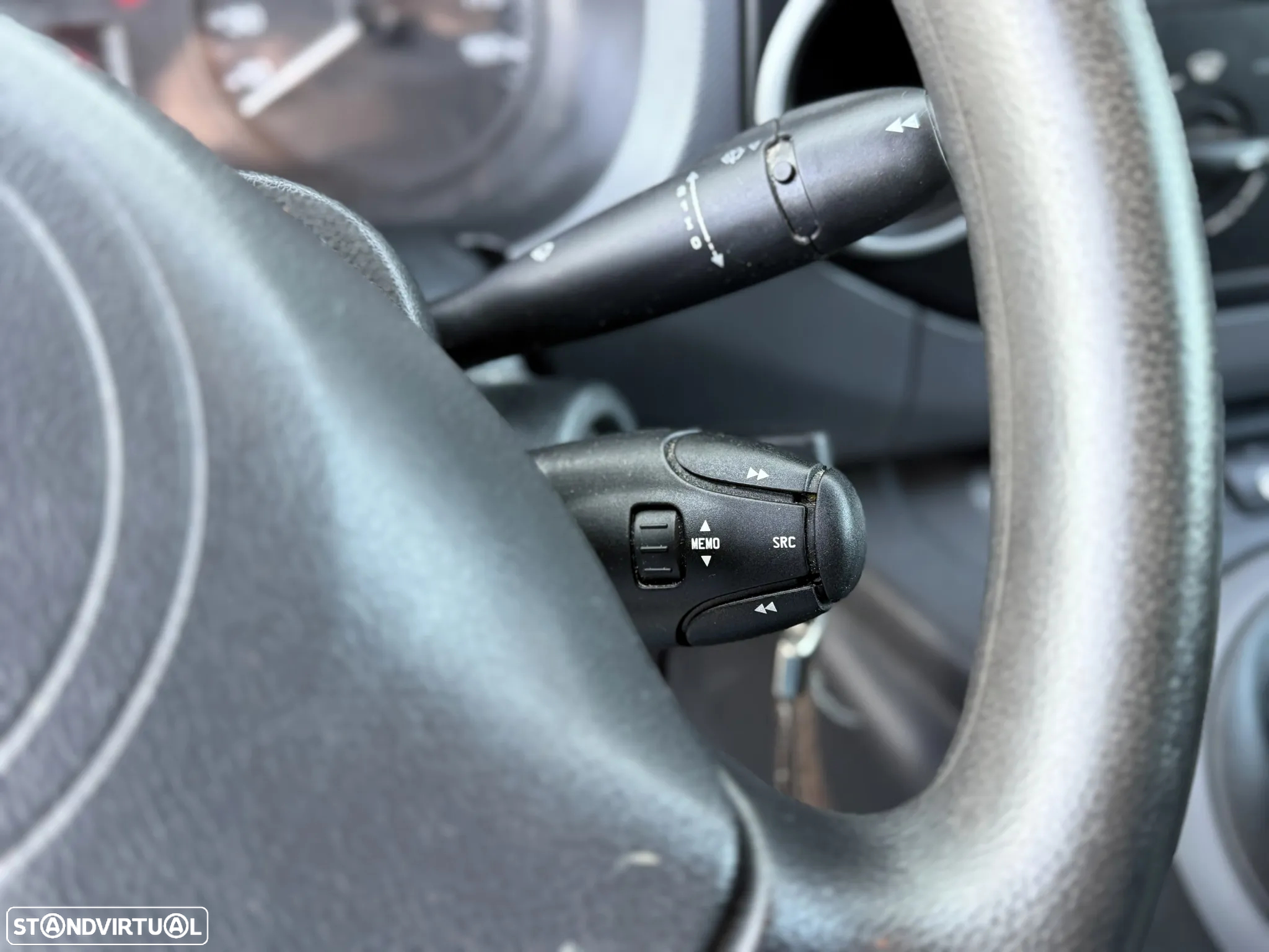 Citroën Berlingo 1.6 BlueHDi 100 Longa - 37