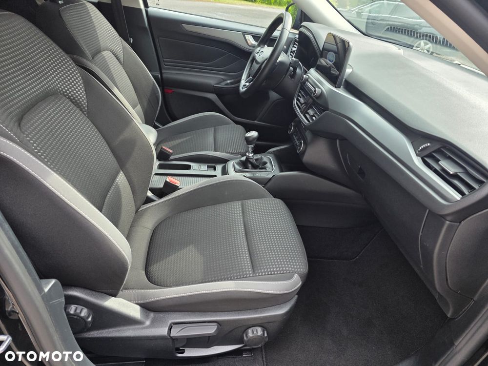 Ford Focus 1.5 EcoBlue Start-Stopp-System COOL&CONNECT - 23