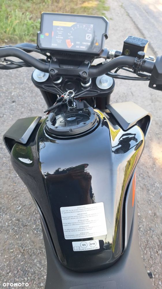 KTM Duke 125 - 10